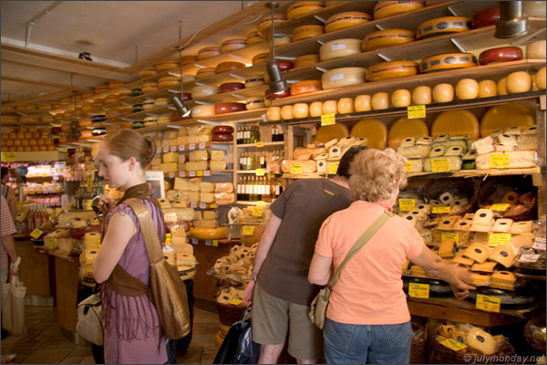 08.07.2006, Amsterdam, cheese shop