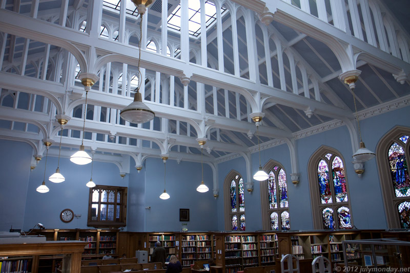 Edinburgh University library